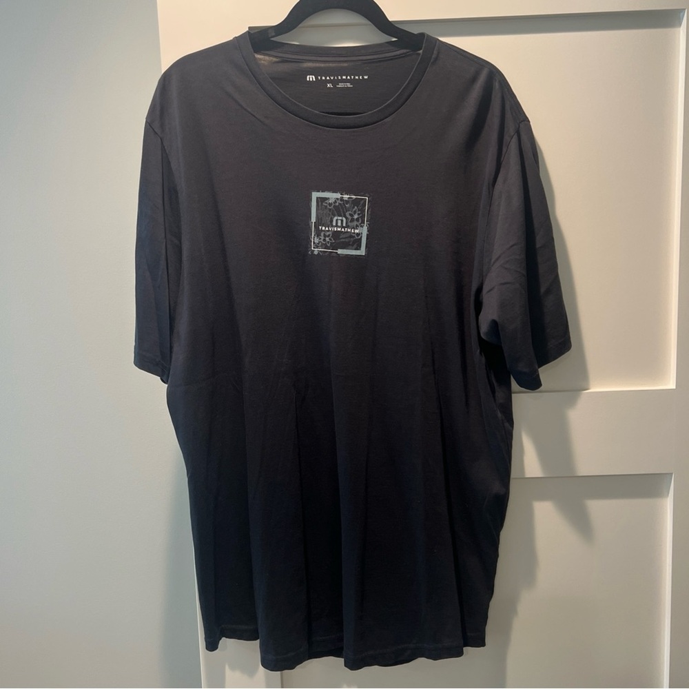 Men’s Travis Mathew T Shirt Short Sleeve Black XL